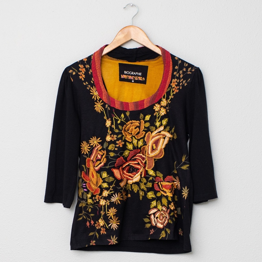 Biographie Women’s Embroidered ¾ Sleeve Top